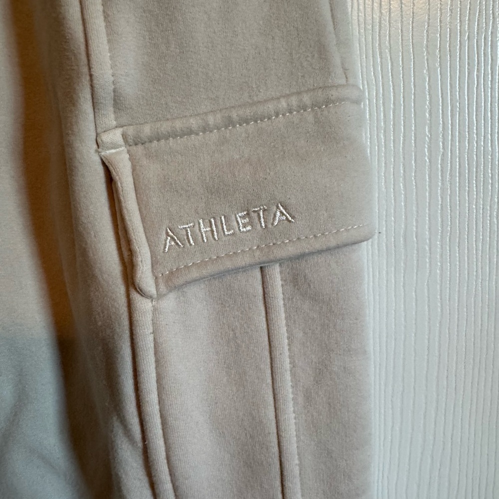 Athleta Women's Cream Cargo Pants - Picture 2 of 5